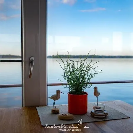 Hotel na wodzie Houseboat In Damgarten